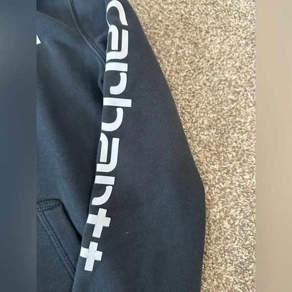 Carhartt women’s Black Logo Hoodie - Picture 6 of 13